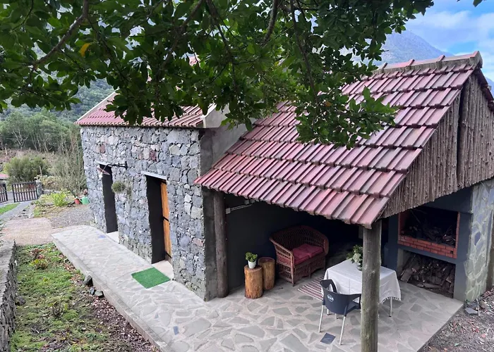 Domek alpejski Casa Do Til Porto Moniz